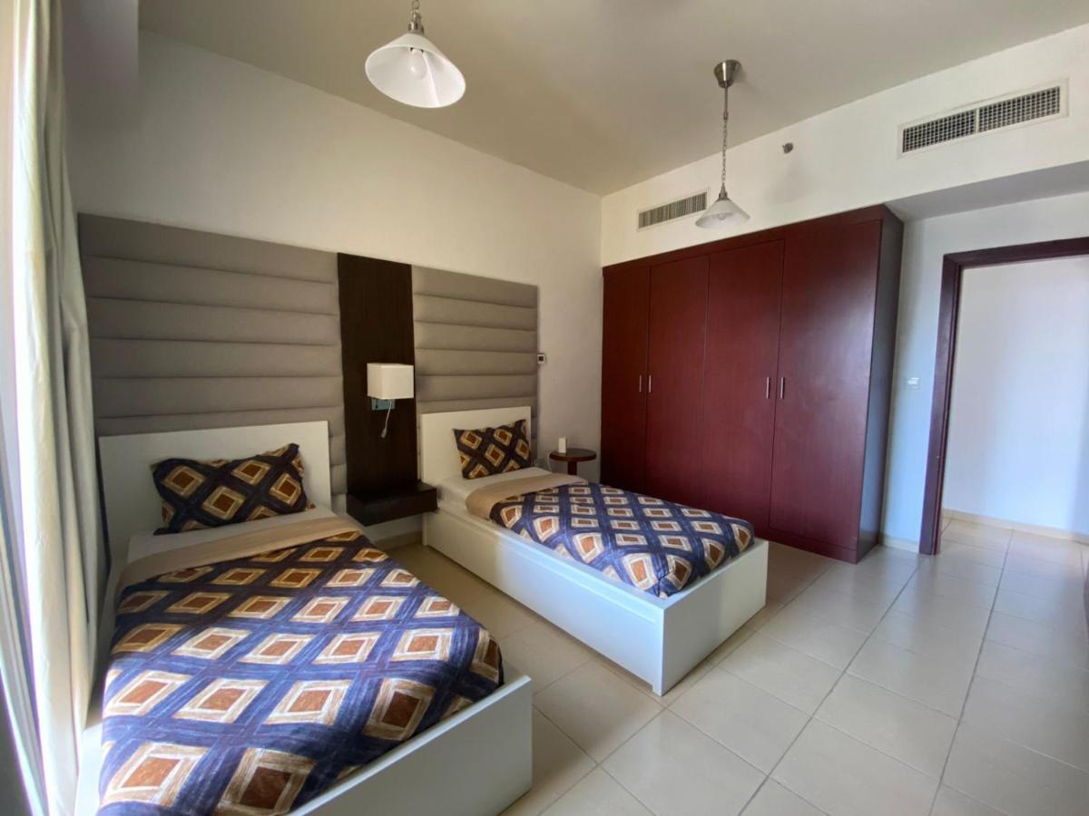 Al Mashreq Huge 2 Bedroom Rimal 1 Dubai Exterior photo